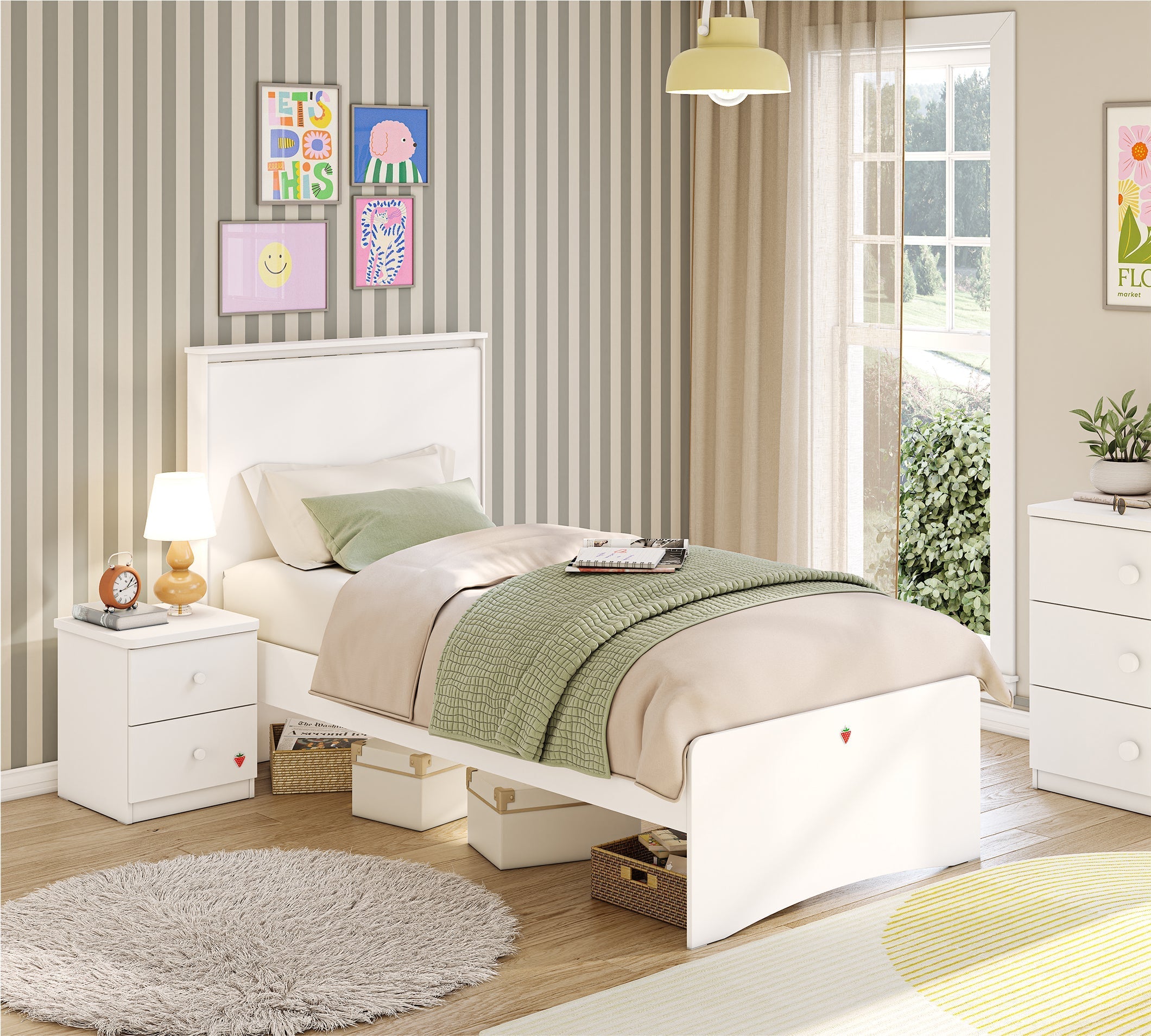Varia White Shtrat