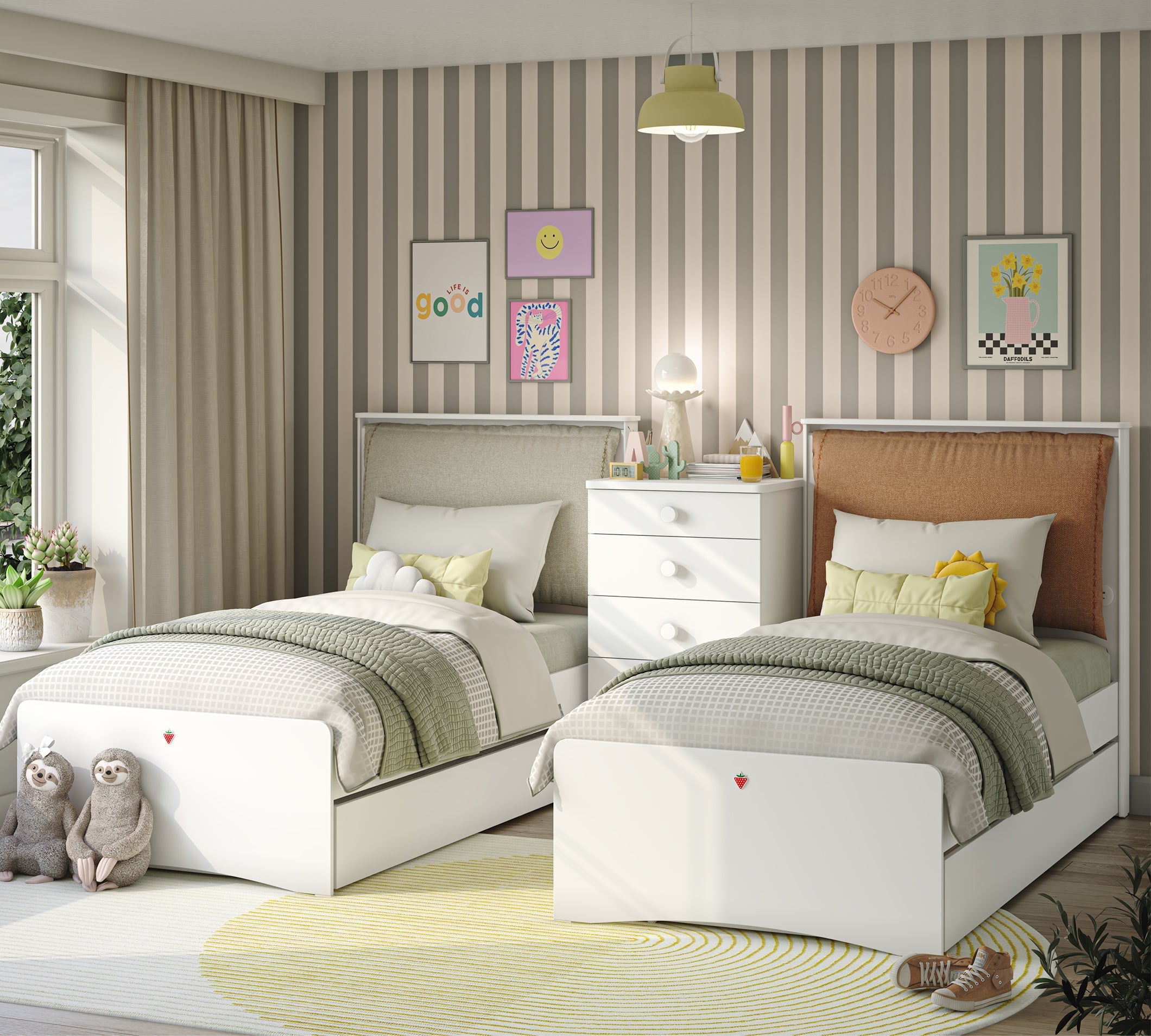 Varia White Shtrat