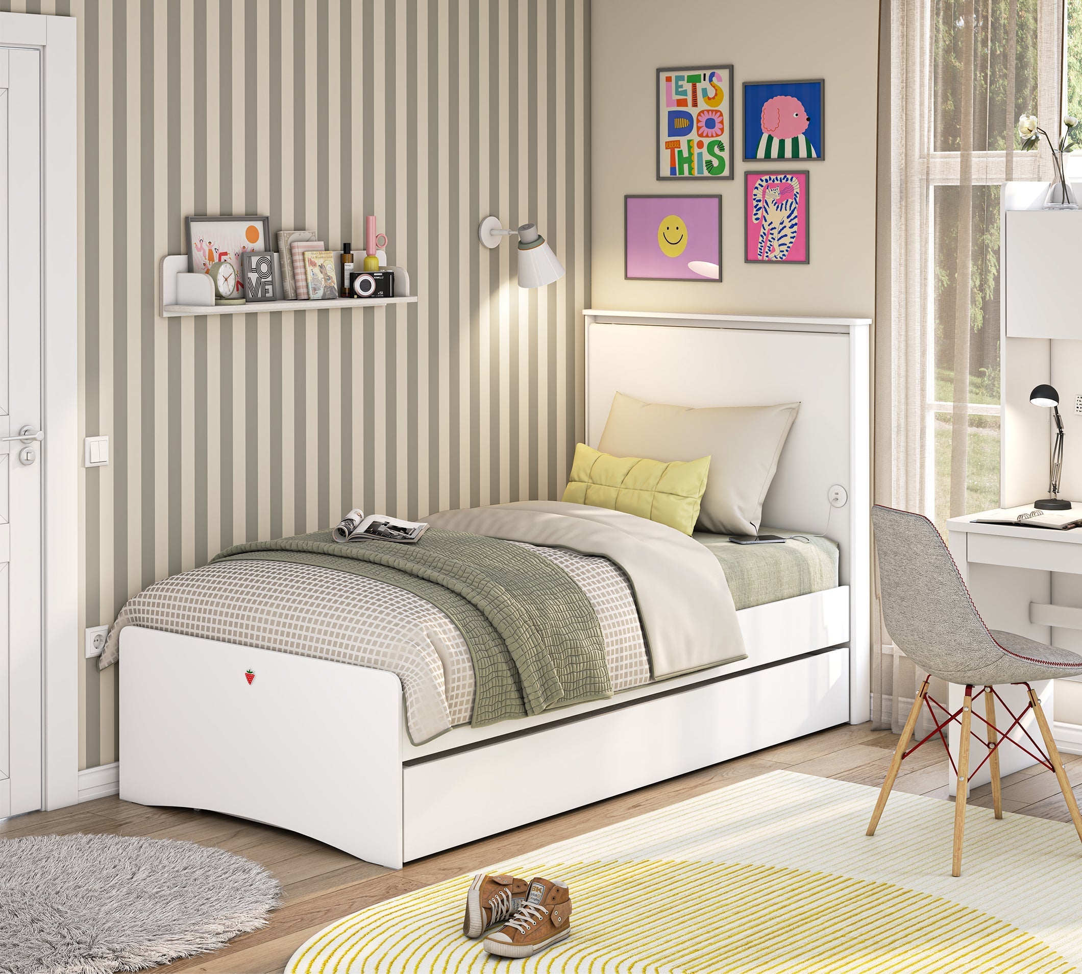 Varia White Shtrat