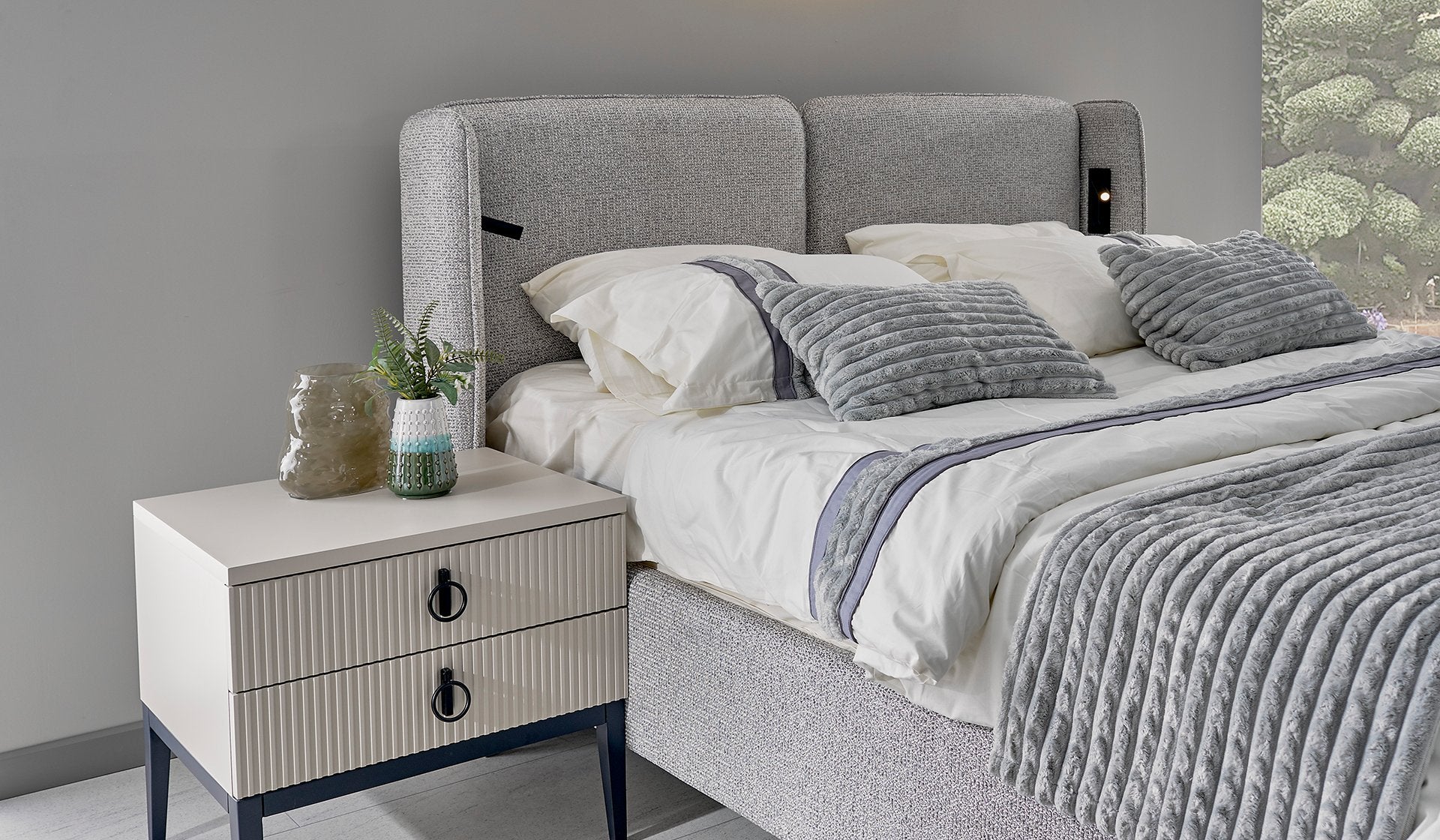 Defne Premium Bed With bench